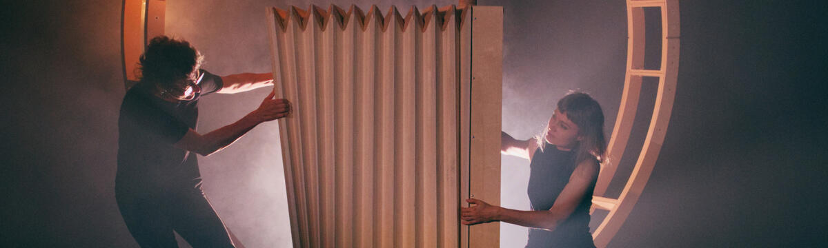 Ce qui reste quand la peau se détache du corps